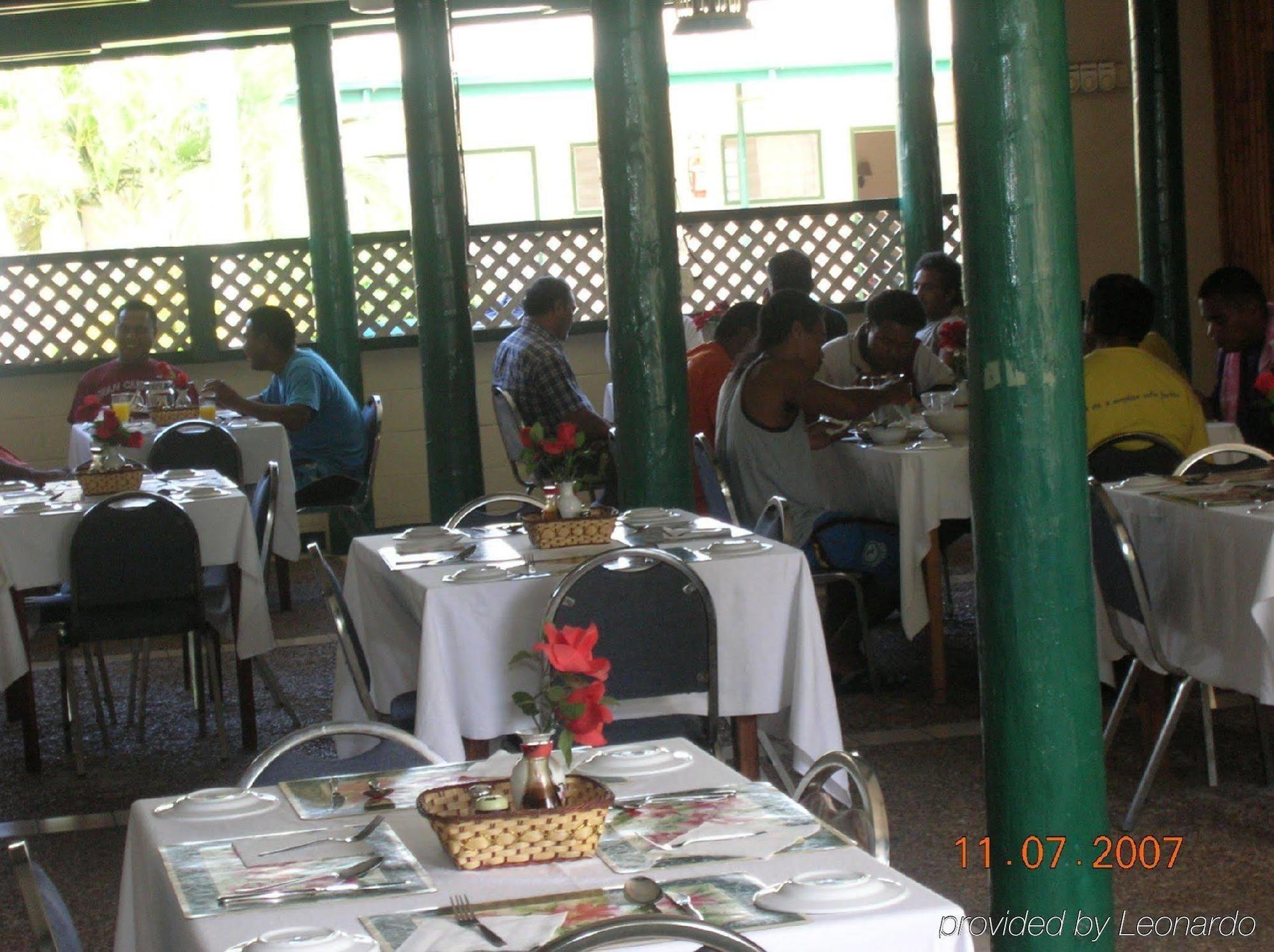 Grand Melanesian Hotel Nadi Buitenkant foto