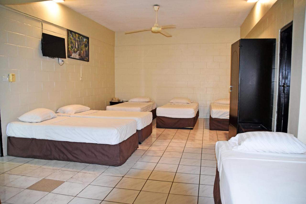 Grand Melanesian Hotel Nadi Buitenkant foto